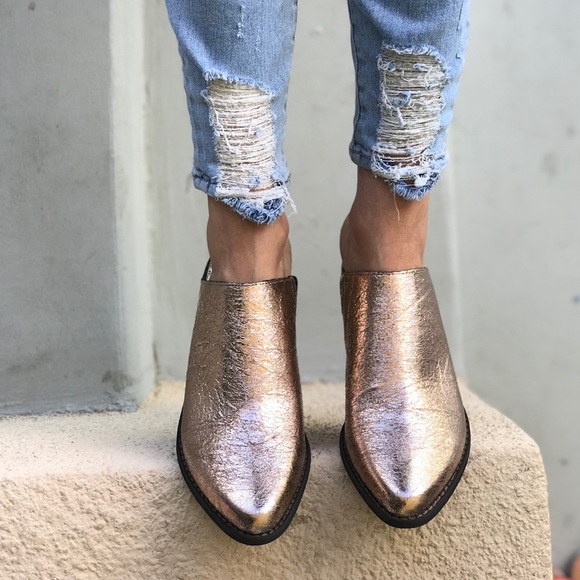 Moonstruck Rose Gold Rustic Mule Clog Block Heel - Picture 5 of 8